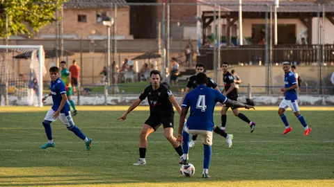 Partit amistós entre el Lleida Esportiu i el CFJ Mollerussa, disputat a Ivars d'Urgell - Foto: Jordi VInuesa