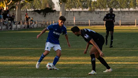Partit amistós entre el Lleida Esportiu i el CFJ Mollerussa, disputat a Ivars d'Urgell - Foto: Jordi VInuesa