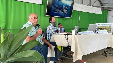 El pagès i activista Josep Pàmies presentant la conferència sobre l'ús del clorit de sodi per tractar l'autisme
Data de publicació: dissabte 09 de setembre del 2023, 18:17
Localització: Balaguer
Autor: Albert Lijarcio