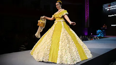 Un vestit de paper. Foto: Arxiu
