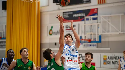 El Pujol CB Mollerussa comença la temporada amb una victòria a casa davant el CB Les Franqueses - Foto: Jordi Vinuesa