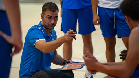 El Pujol CB Mollerussa comença la temporada amb una victòria a casa davant el CB Les Franqueses - Foto: Jordi Vinuesa