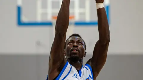 El Pujol CB Mollerussa comença la temporada amb una victòria a casa davant el CB Les Franqueses - Foto: Jordi Vinuesa