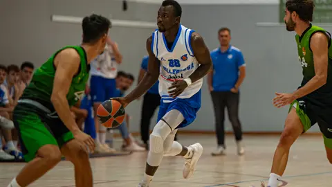 El Pujol CB Mollerussa comença la temporada amb una victòria a casa davant el CB Les Franqueses - Foto: Jordi Vinuesa