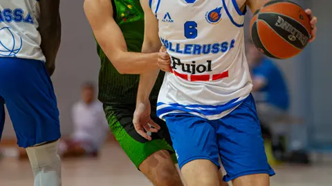 033_JVEl Pujol CB Mollerussa comença la temporada amb una victòria a casa davant el CB Les Franqueses - Foto: Jordi VinuesaF6053