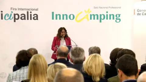 La consellera de la Presidència, Laura Vilagrà, durant l'acte de cloenda de la 22a edició de la Fira Municipàlia de Lleida - Foto: Alba Mor
