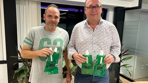 El Consistori recomana omplir les ampolles amb una barreja d'aigua i vinagre blanc - Foto: Ajuntament d'Alpicat