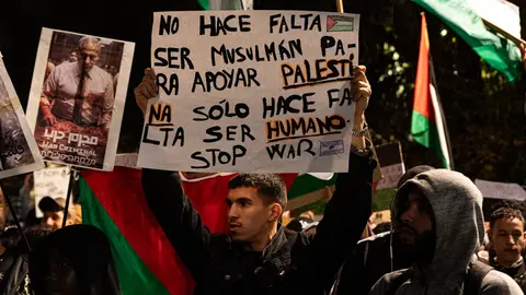 Manifestació en solidaritat al poble palestí a Lleida - Foto: Jordi Vinuesa