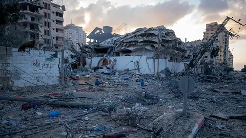 Àrea destruïda a causa dels atacs aeris de les forces de defensa israelianes al veïnat d'Al-Remal, al centre i l'oest de Gaza
Data de publicació: dilluns 13 de novembre del 2023, 17:38
Localització: Barcelona
Autor: OMS