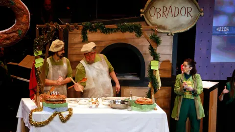 Un moment de l'espectacle la Factoria dels Reixos al teatre de la Llotja de Lleida - Foto: Oriol Bosch