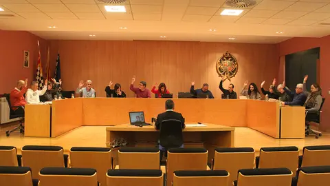 Moment de la votació de l'acord sobre l'expropiació a Tàrrega