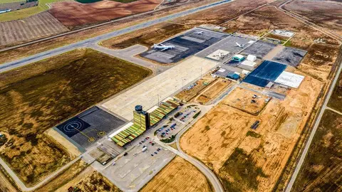 Vista aèria de l'aeroport de Lleida-Alguaire - Foto: Cedida per Aeroports de Catalunya