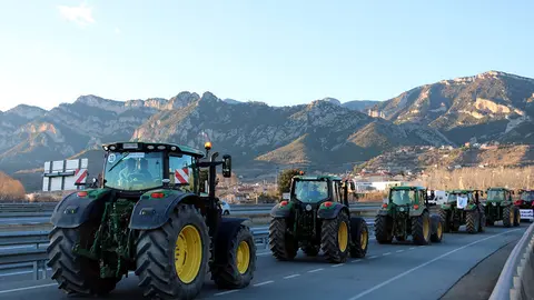 Marxa lenta de tractors a Berga
Data de publicació: diumenge 11 de febrer del 2024, 18:28
Localització: Berga
Autor: Maria Bélmez