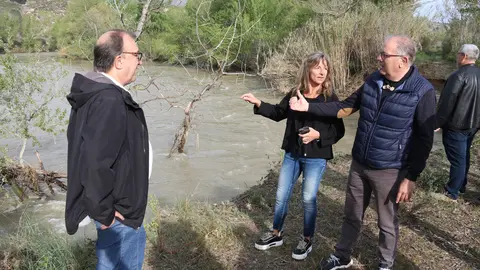 Carmel Mòdol, Dolors Vila i Josep Maria Vallès durant la visita a la zona afectada per les inundacions - Foto: Ignasi Gómez
