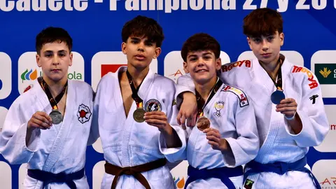 Pol Blanco Lluch en el podi amb altres guanyadors - Foto: cedida