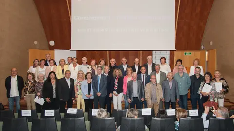 Foto de família a la Sala d'Actes. Foto: UdL