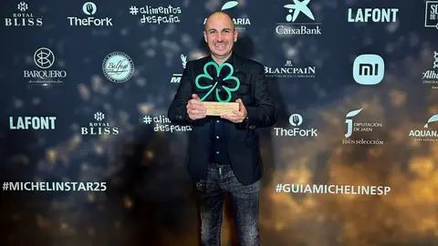 Joel Castañé recollint el guardó de l'Estrella Verda