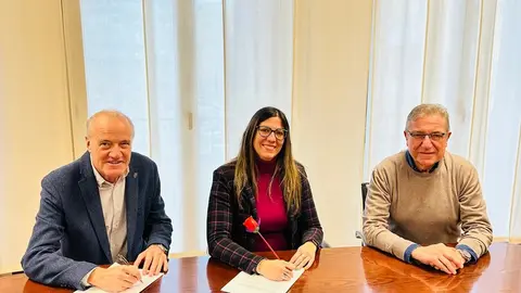 Imatge de la renovació del conveni. Foto: Paeria de Balaguer