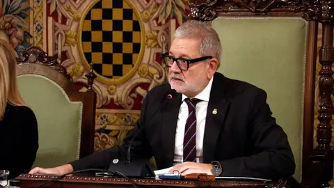 L'alcalde de Lleida, Fèlix Larrosa, durant el ple de pressupostos de la Paeria. Foto: ACN