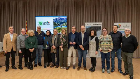 Foto de familia del jurat del Premi Pica d'Estats. Foto: Diputació de Lleida