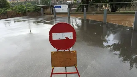 Accés restringit als marges del Segre a Balaguer. Foto: Àlvar Llobet