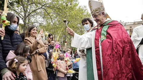 Benedicció del bisbe per Diumenge de Rams. Foto: Arxiu