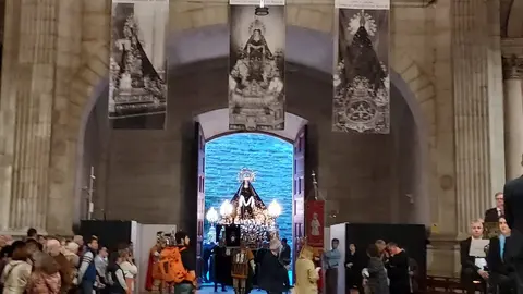 Trasllat de la Mare de Déu de la Soledat a la catedral de Lleida. Fotoç: Arxiu