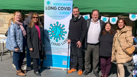 Carpa per commemorar el dia de la Covid persistent el passat 15 de març. Foto_ Cedida per Long Covid Lleida