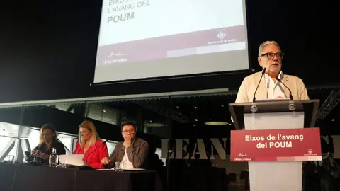 L'alcalde de Lleida, Fèlix Larrosa, durant la presentació dels eixos de l'avanç del POUM