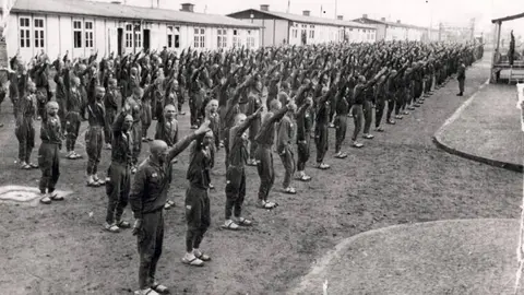 Imatge dels presoners del camp de Mauthausen. Foto. Mauthausen Memorial