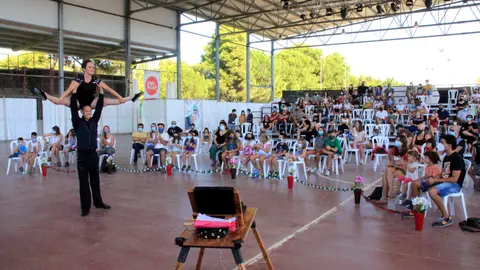 Pla gobert d'un dels espectacles de la 7a edició de Circ Picat d'Alpicat, foto publicada el 13 de setembre de 2020. (Horitzontal)