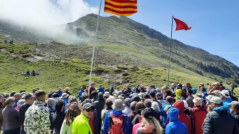 Participants a la 38a pujada al port de Salau, que connecta Catalunya i Occitània