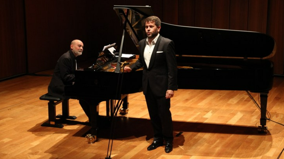 El tenor Roger Padullés i el pianista, Francisco Poyato ©ACD