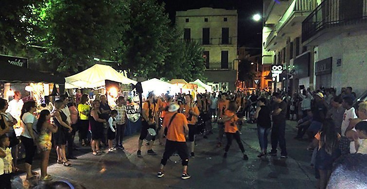 Tabalats van animar la Nit Embruixada de Mollerussa