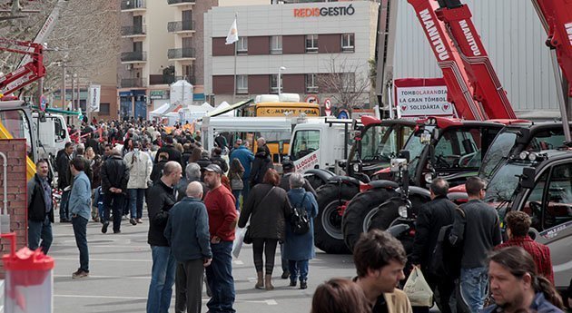 Bona afluència de públic en el primer dia de la Fira de Sant Josep de Mollerussa.