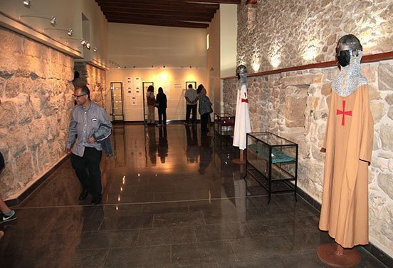 La nova Sala de les Quadres rehabilitada en el castell dels templers de Barbens