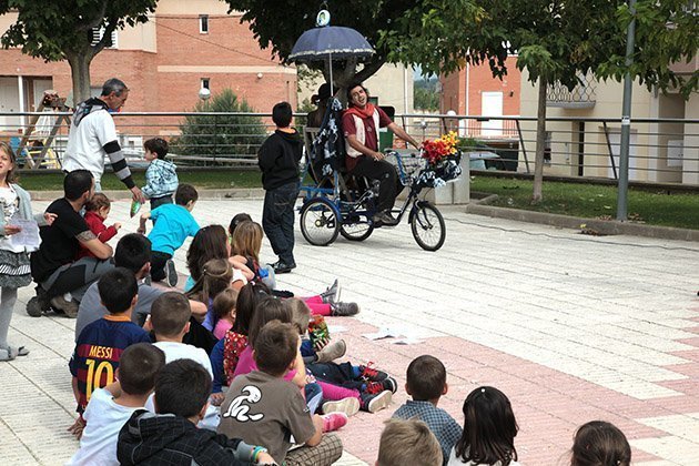 Festidamon en un dels espectacles infantils a la plaça de l'Església
