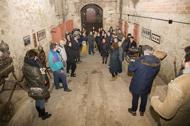 Biblioteques amb DO Castell del Remei 1