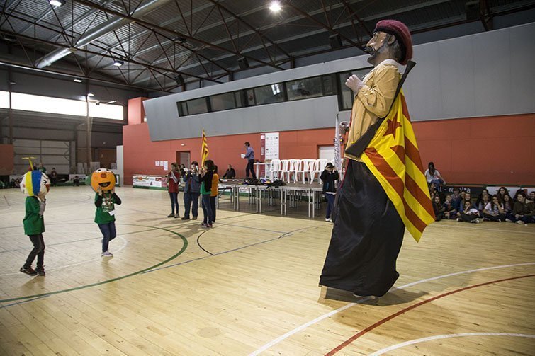 El Casal Popular l'Arreu amb el Parrot i els grallers