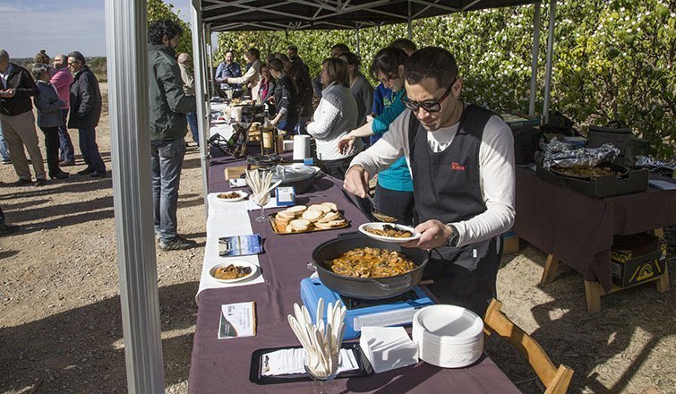 WEls restauradors preparen els plats amb vedella