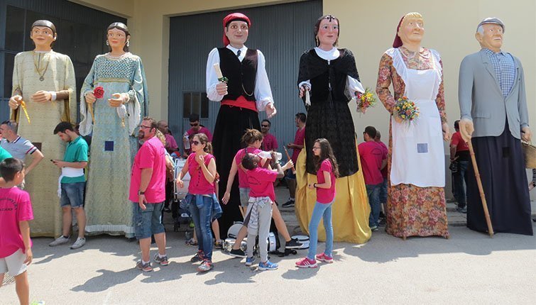 La trobada Gegantera en el marc de COMINART de Vilanova de Bellpuig