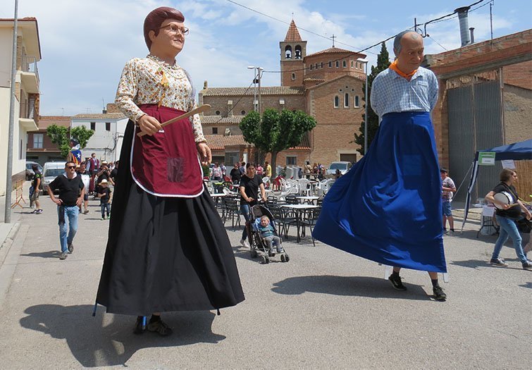 Les Colles Geganteres en el marc de COMINART de Vilanova de Bellpuig