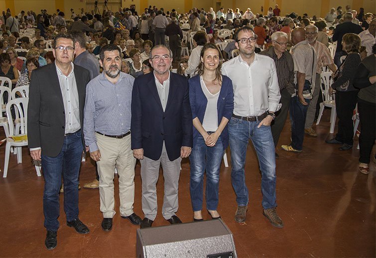 Autoritats que participen en la cantata