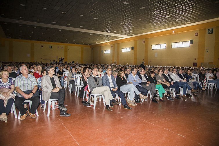Cantata reuneix més d'un miler de persones
