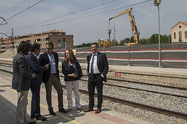 Josep Rull visita les obres del pas soterrat de l'estació de Mollerussa