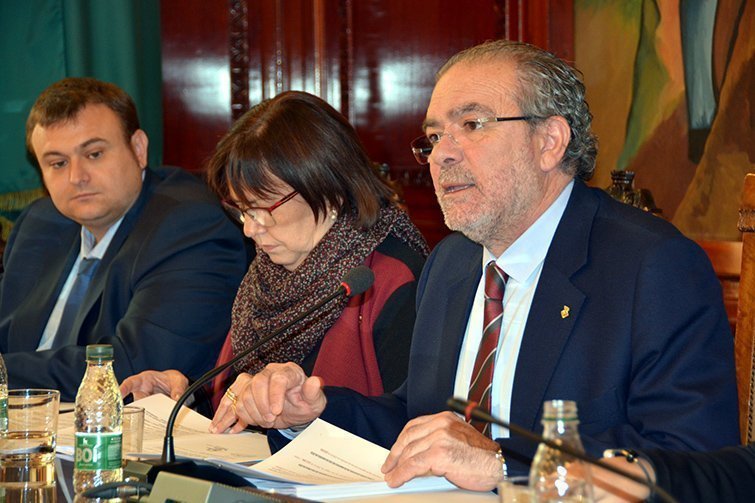 Ple de la Diputació de Lleida 21 d'octubre Llars d'Infants, interior