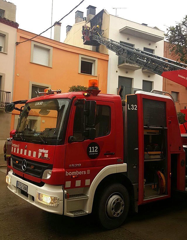 Incendi en el carrer Major de Linyola 3