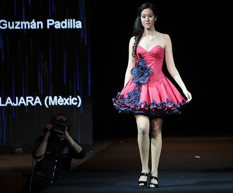 Mollerussa Vestits de Paper texto