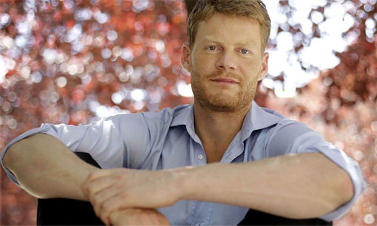 Christian Felber, és un pensador i professor universitari austríac