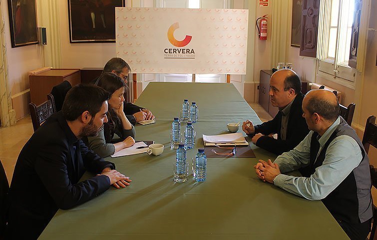 Visita de la consellera d'Agricultura a Cervera 1 intiero